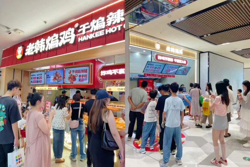 从辣子鸡贝贝到干煸筋棒腿，看老韩煸鸡的爆品逻辑与中式炸鸡市场的破局之道